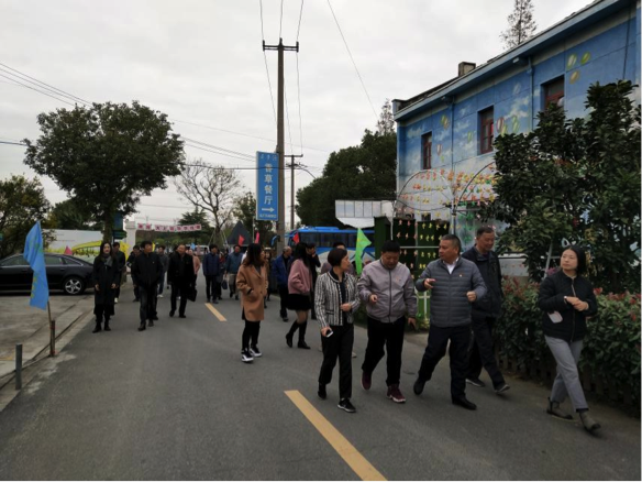 青浦應(yīng)急局、青浦聯(lián)通和磊諾公司“共建美麗鄉(xiāng)村、打造和諧家園”聯(lián)建活動(dòng)舉辦(圖2)